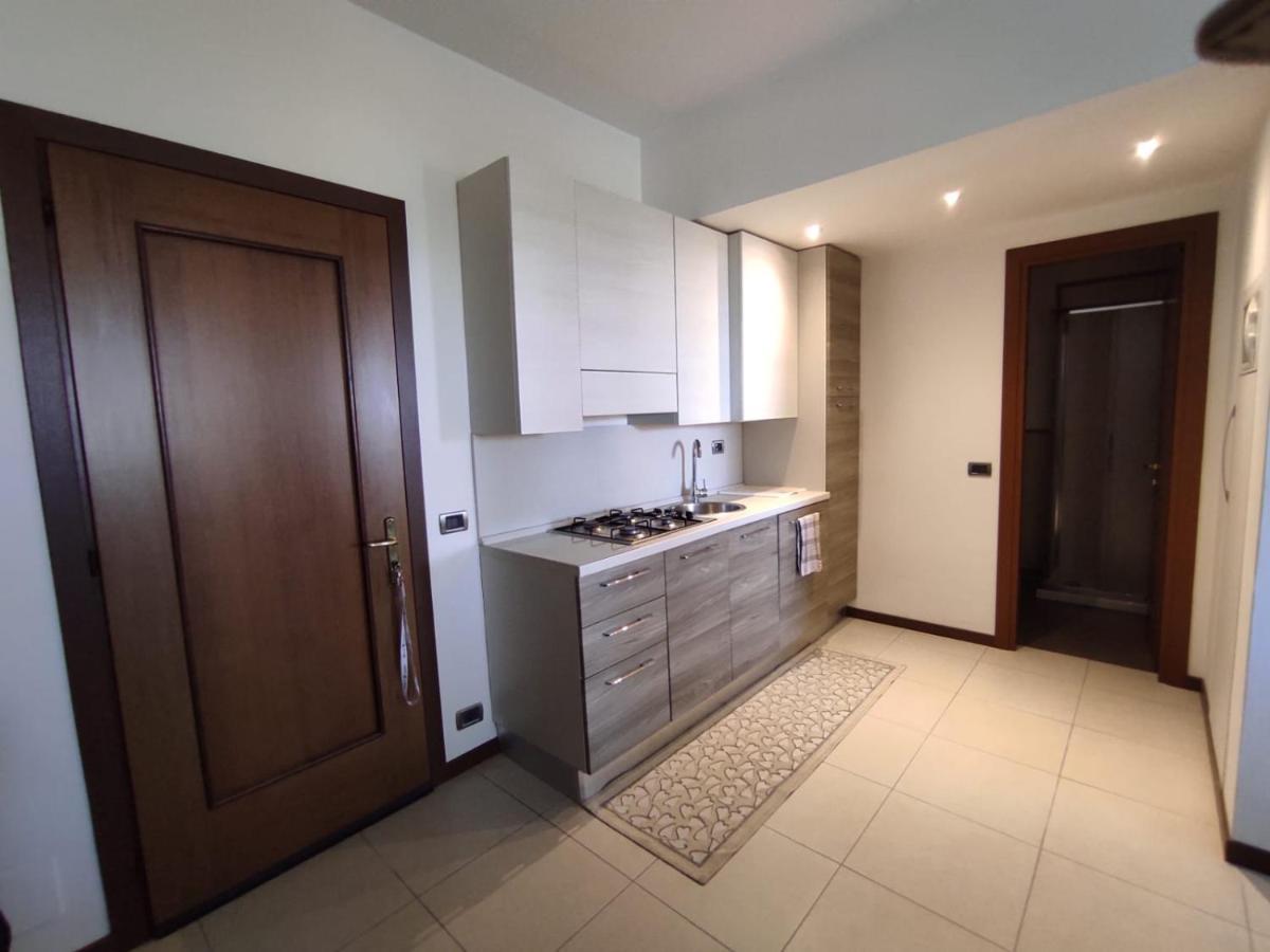 Sirmione Apartment Екстериор снимка